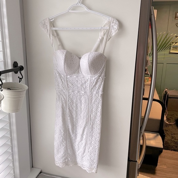 Guess White lace dress size 6 - Picture 1 of 7